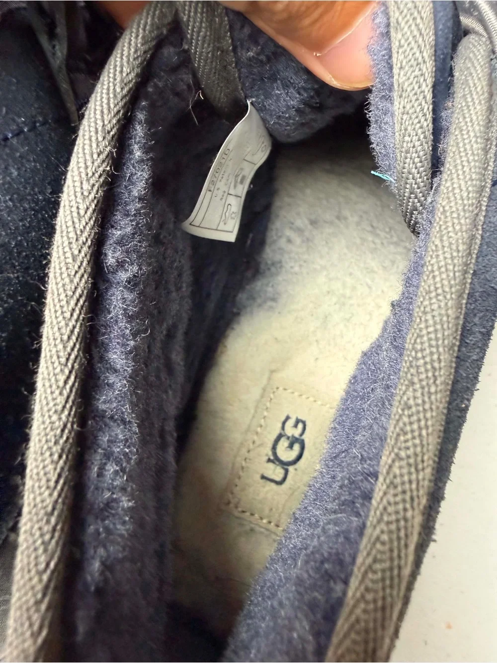 UGG Neumel Ghillie Chukka Lined Boots -Navy Sapphire Suede -US 10